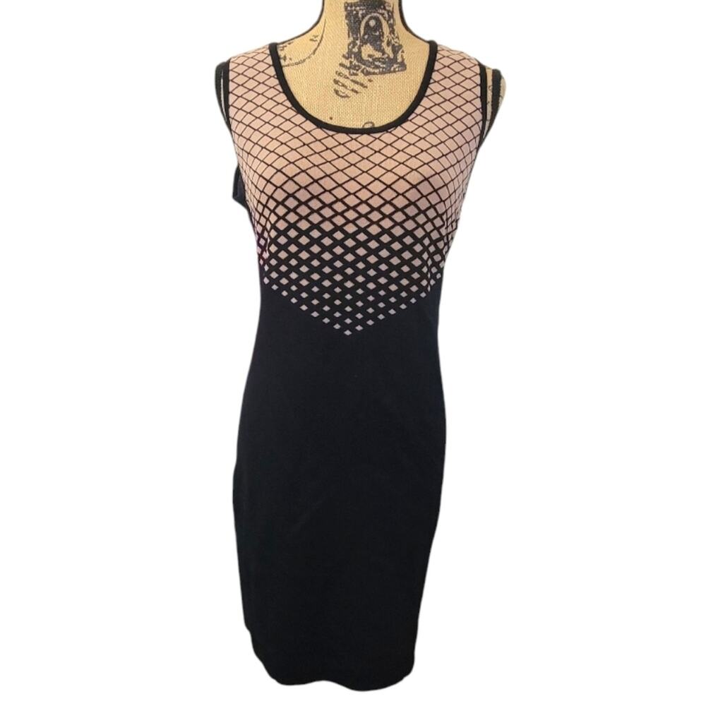 Large Carmen Marc Valvo knit black & tan diamond pattern sleeveless sheath dress